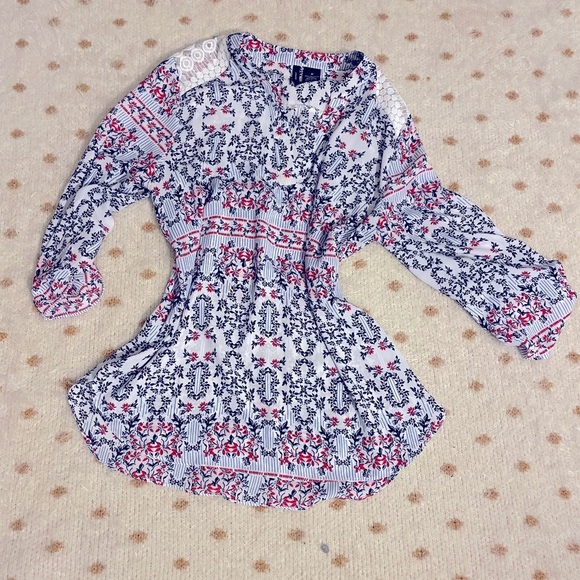 New Directions Blue and Red Patterned Blouse - Picture 1 of 3